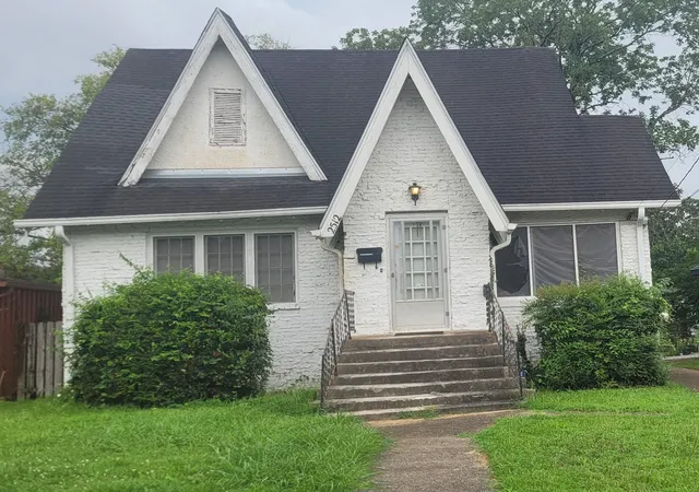 Photo 1 of Single family home for sale at 2512 E 04th Street, Chattanooga, TN 37404 | MLS# 1538720 | Listing updated on 2026-07-15