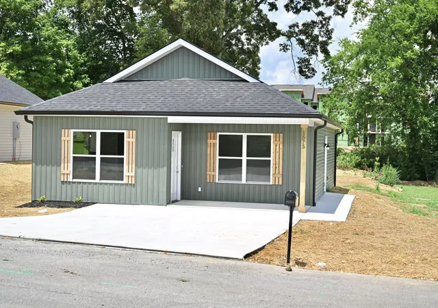 Photo 2 of Sale Pending at 1575 Strawberry Ln Ne, Cleveland, TN 37311 | MLS# 1538309 | Listing updated on 2026-09-11