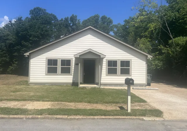 Homes for sale in Chattanooga, TN | 4021 Chandler Ave, Chattanooga, TN 37410 | MLS# 1538389