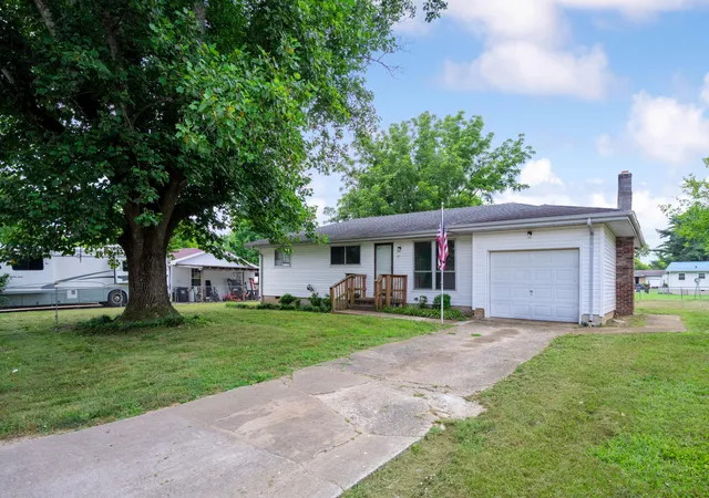 Homes for sale in Dunlap, TN | 61 Standifer Cir, Dunlap, TN 37327 | MLS# 1538347