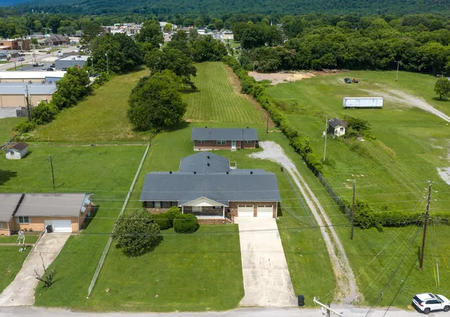 2nd image of 169 Turner Ave, Jasper, TN 37347 | MLS# 1538685
