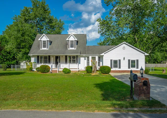 1st image of 1108 Asher St, Jasper, TN 37347 | MLS# 1538593