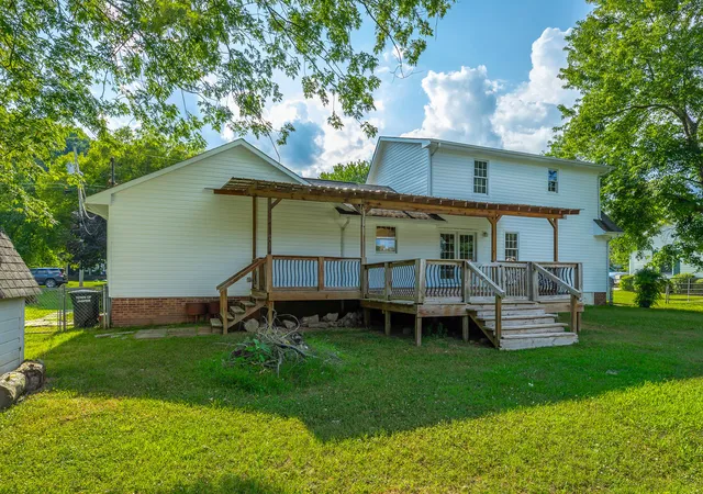 Photo 2 of Single family home for sale at 1108 Asher St, Jasper, TN 37347 | MLS# 1538593 | Listing updated on 2026-09-23