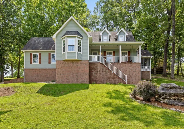 Homes for sale in Chickamauga, GA | 129 Dana Ln, Chickamauga, GA 30707 | MLS# 1538372