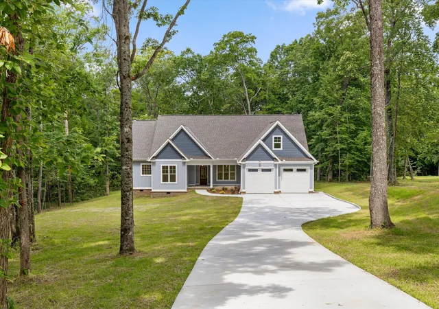 Photo 2 of Single family home for sale at 11925 Burchard Rd, Soddy Daisy, TN 37379 | MLS# 1538620 | Listing updated on 2026-09-16
