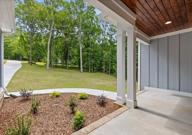 Photo 3 of Single family home for sale at 11925 Burchard Rd, Soddy Daisy, TN 37379 | MLS# 1538620 | Listing updated on 2026-09-16