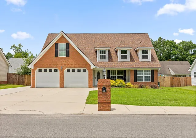 Homes for sale in Rossville, GA | 237 Sweet Birch Dr, Rossville, GA 30741 | MLS# 1538468