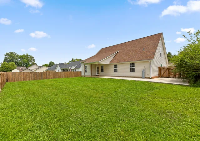 Homes for sale in Rossville, GA | 237 Sweet Birch Dr, Rossville, GA 30741 | MLS# 1538468