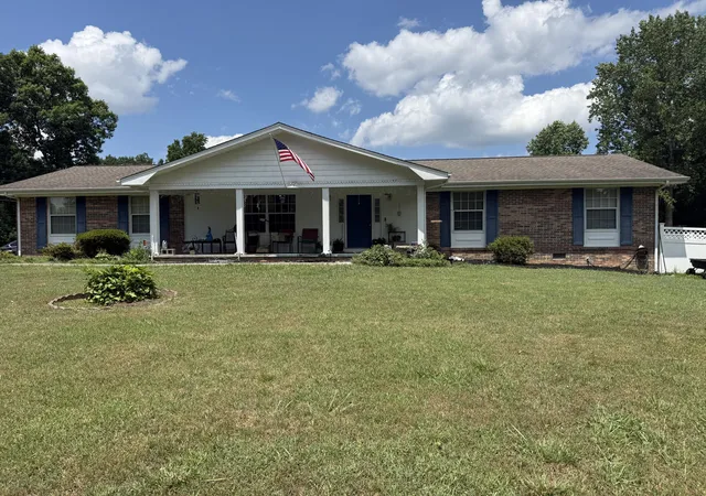 Homes for sale in Athens, TN | 2505 Kenwood Dr, Athens, TN 37303 | MLS# 1538455