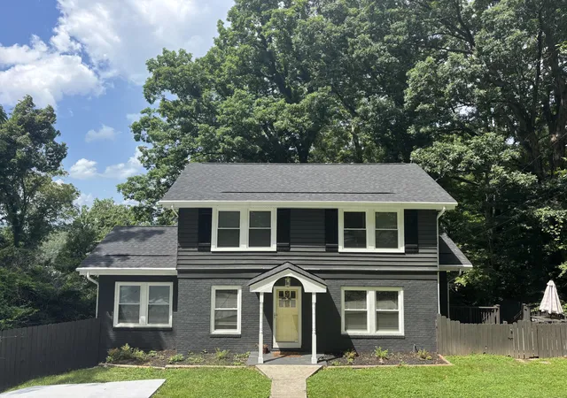 Homes for sale in Chattanooga, TN | 3735 Monte Vista Dr, Chattanooga, TN 37411 | MLS# 1538463