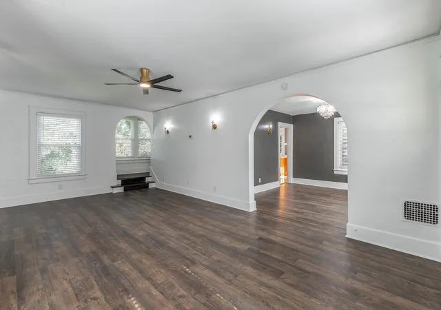Photo 2 of Single family home for sale at 3735 Monte Vista Dr, Chattanooga, TN 37411 | MLS# 1538463 | Listing updated on 2026-09-15