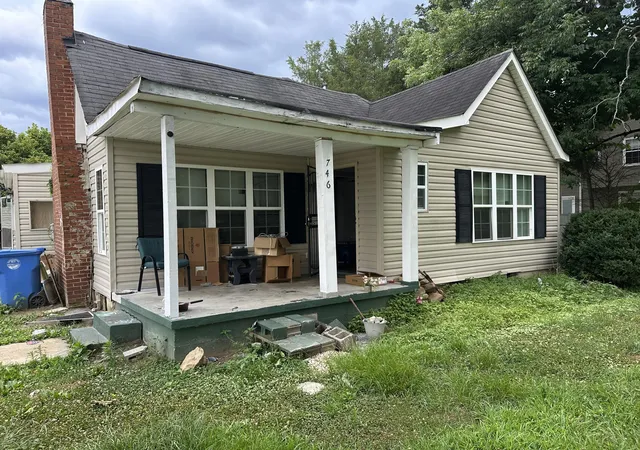 Homes for sale in Chattanooga, TN | 746 Graysville Rd, Chattanooga, TN 37421 | MLS# 1538457