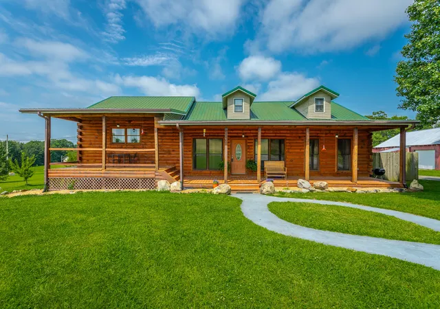 3rd image of 2195 Myers Rd, Pikeville, TN 37367 | MLS# 1538458