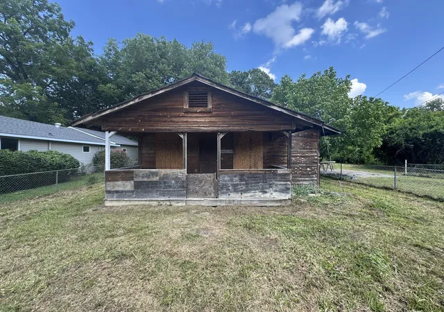 Homes for sale in Rossville, GA | 808 Indian Ave, Rossville, GA 30741 | MLS# 1538460