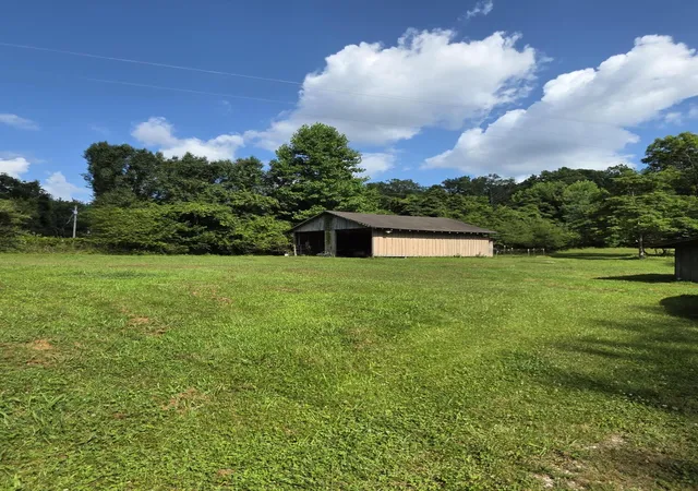 Photo 3 of Single family home for sale at 19314 S Pittsburg Mountain Rd, Sewanee, TN 37375 | MLS# 1538557 | Listing updated on 2026-07-11