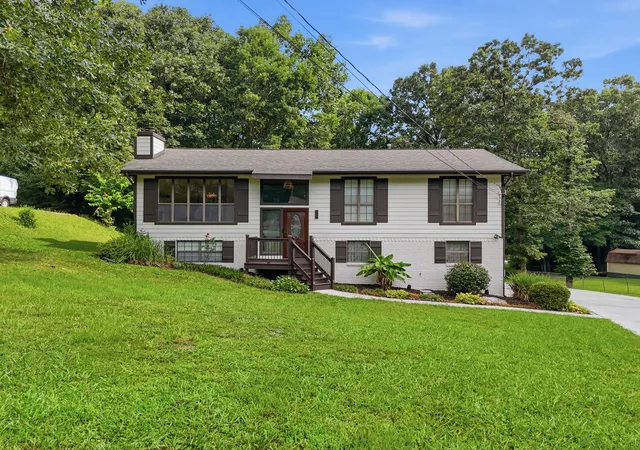 1st image of 5033 Hunter Village Dr, Ooltewah, TN 37363 | MLS# 1538510