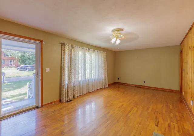 5th image of 949 Ely Rd, Hixson, TN 37343 | MLS# 1538529