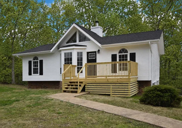 Photo 2 of Single family home for sale at 37 Vera Dr, Ringgold, GA 30736 | MLS# 1538567 | Listing updated on 2026-09-10