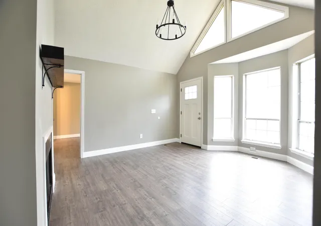 Photo 2 of Single family home for sale at 37 Vera Dr, Ringgold, GA 30736 | MLS# 1538567 | Listing updated on 2026-09-10