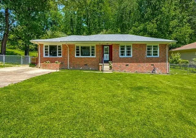 Photo 1 of Single family home for sale at 3701 Juandale Dr, Chattanooga, TN 37406 | MLS# 1538598 | Listing updated on 2026-07-14