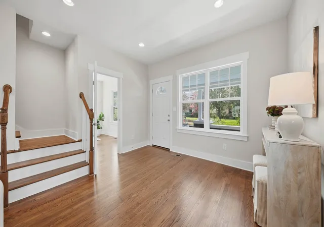Photo 4 of Single family home for sale at 706 S Greenwood Ave, Chattanooga, TN 37404 | MLS# 1538606 | Listing updated on 2026-09-28