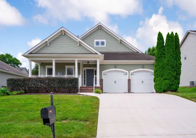 Photo 1 of Sale Pending at 7549 Hampstead Hall Dr, Ooltewah, TN 37363 | MLS# 1538686 | Listing updated on 2026-09-01