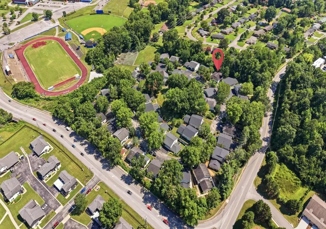Listing Photo 2 - Condo for sale in building located at 3833 S Quail Ln, Chattanooga, TN 37415 - Unit #