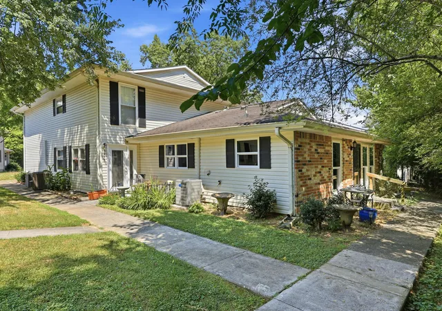Listing Photo 4 - Condo for sale in building located at 3833 S Quail Ln, Chattanooga, TN 37415