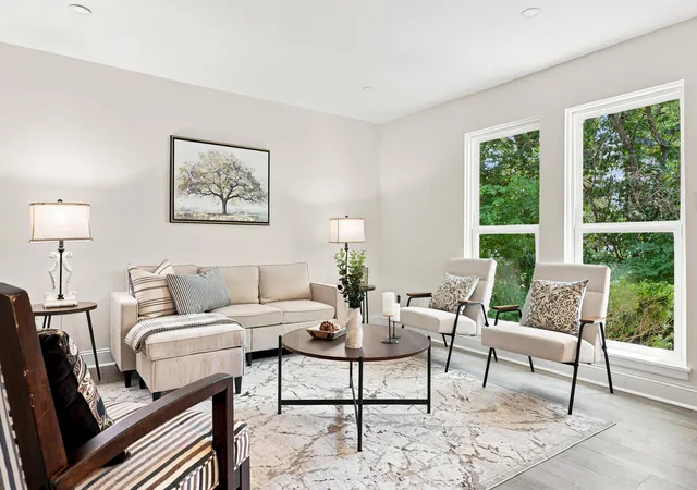Listing Photo 5 - Condo for sale in building located at 3833 S Quail Ln, Chattanooga, TN 37415
