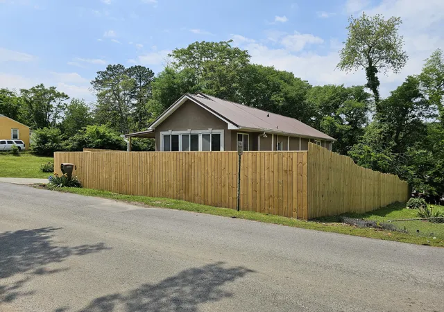 Photo 1 of Single family home for sale at 1113 Rockway Dr, Chattanooga, TN 37411 | MLS# 1538638 | Listing updated on 2026-09-08