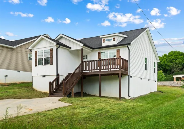 2nd image of 229 Wagner Dr, Dalton, GA 30721 | MLS# 1538678