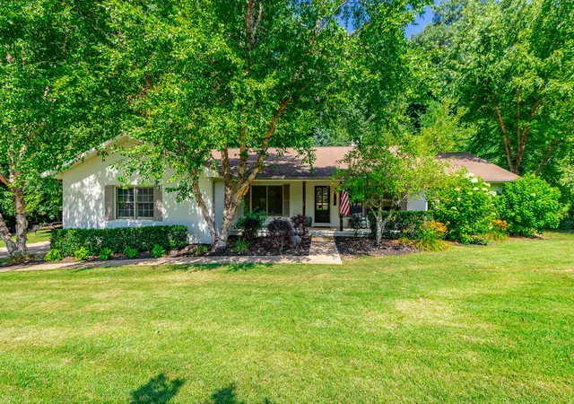 Photo 2 of Single family home for sale at 5007 Silver Ln, Apison, TN 37302 | MLS# 1538730 | Listing updated on 2026-09-14