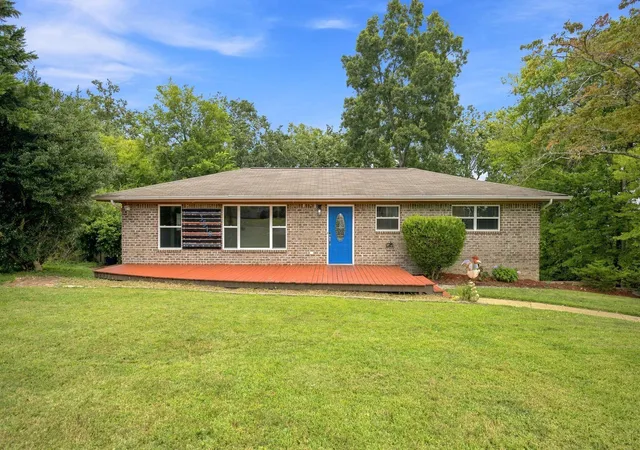 Photo 1 of Sale Pending at 3519 Claremont Ave, Chattanooga, TN 37412 | MLS# 1539610 | Listing updated on 2026-09-10