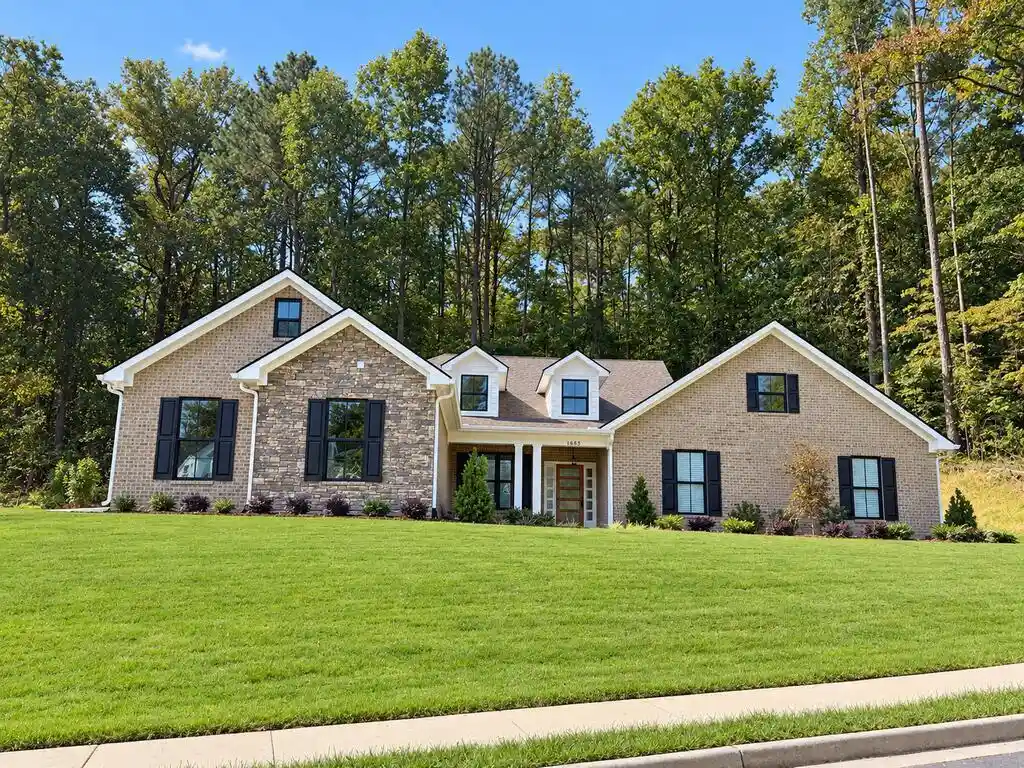Photo 1 of Single family home for sale at 1685 Ridgeview Dr, Dalton, GA 30720 | MLS# 1540404 | Listing updated on 2026-10-19