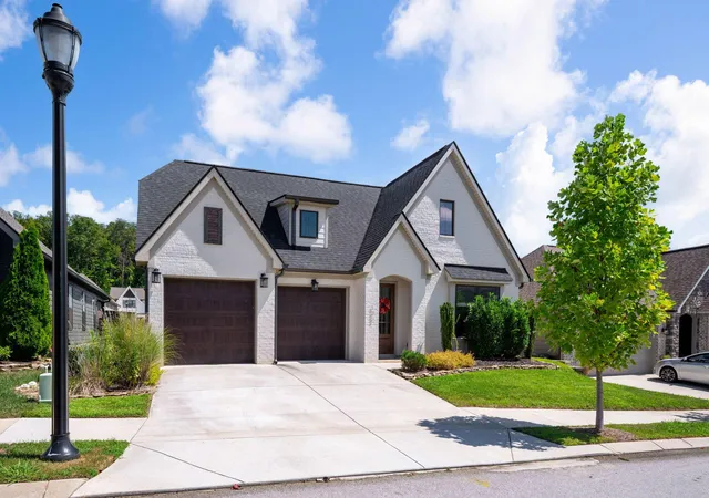 Photo 1 of Single family home for sale at 122 Yellowstone Wy, Chattanooga, TN 37415 | MLS# 1541436 | Listing updated on 2026-09-14
