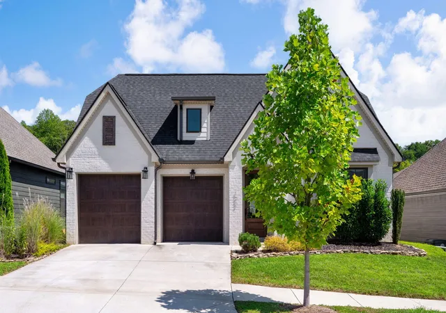 Photo 2 of Single family home for sale at 122 Yellowstone Wy, Chattanooga, TN 37415 | MLS# 1541436 | Listing updated on 2026-09-14