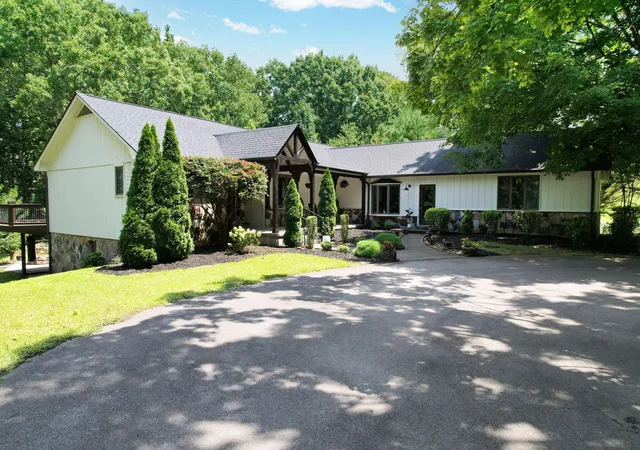 Photo 2 of Single family home for sale at 1245 Weeks Dr Ne, Cleveland, TN 37312 | MLS# 1541521 | Listing updated on 2026-09-04