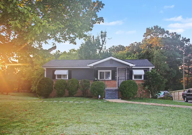 Photo 1 of Sale Pending at 4118 Wilkesview Dr, Chattanooga, TN 37416 | MLS# 1541662 | Listing updated on 2026-09-04