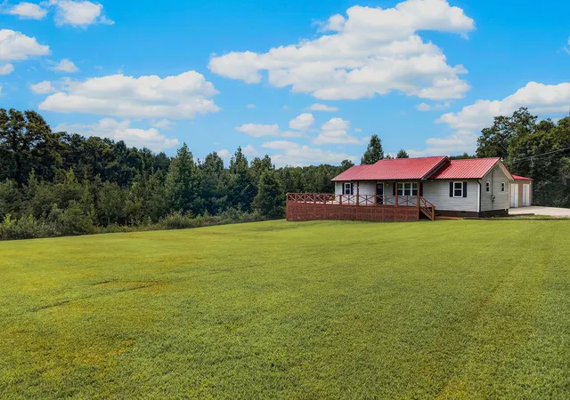 Photo 3 of Sale Pending at 10522 Tractor Trl, Soddy Daisy, TN 37379 | MLS# 1541761 | Listing updated on 2026-09-05