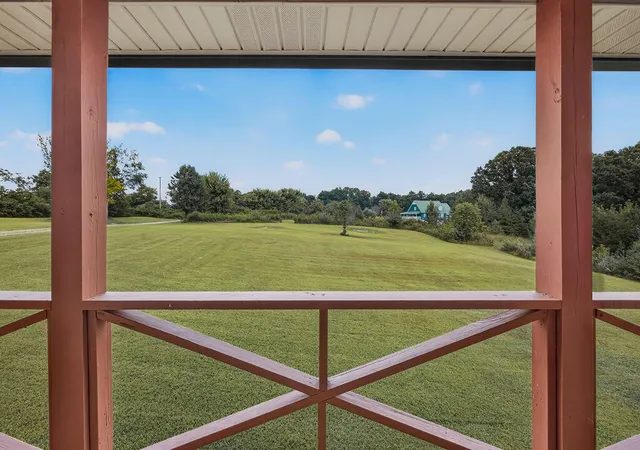 Photo 4 of Sale Pending at 10522 Tractor Trl, Soddy Daisy, TN 37379 | MLS# 1541761 | Listing updated on 2026-09-05