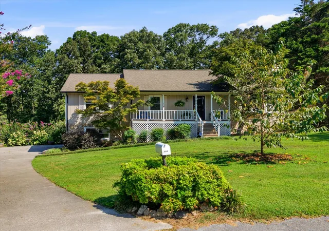 Photo 1 of Single family home for sale at 204 Carly Dr, Dalton, GA 30721 | MLS# 1540915 | Listing updated on 2026-09-14