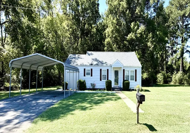 Photo 2 of Single family home for sale at 123 Chickamauga Rd, Chattanooga, TN 37421 | MLS# 1541551 | Listing updated on 2026-08-27