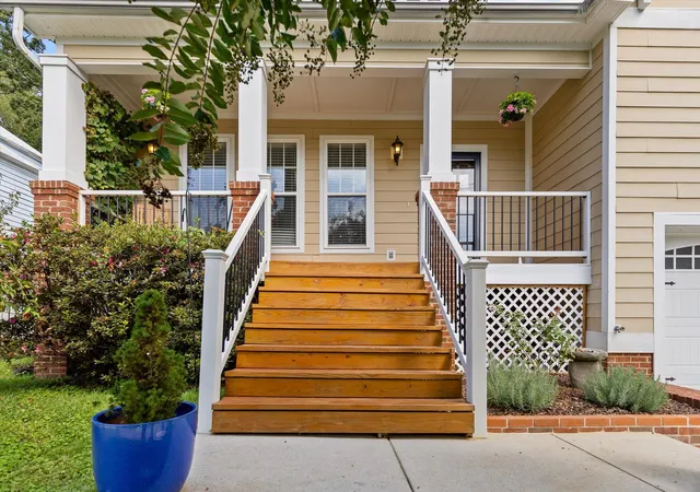 Photo 4 of Sale Pending at 1728 Ichabod Ln, Chattanooga, TN 37405 | MLS# 1541627 | Listing updated on 2026-09-15