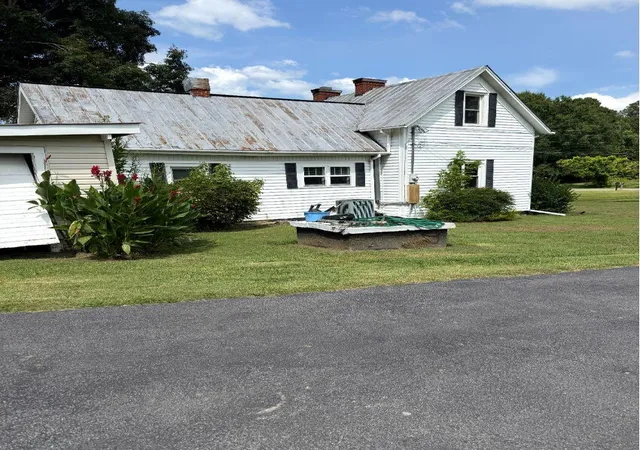 Photo 2 of Single family home for sale at 160 Fox Glen Rd, Chuckey, TN 37641 | MLS# 1541591 | Listing updated on 2026-09-29