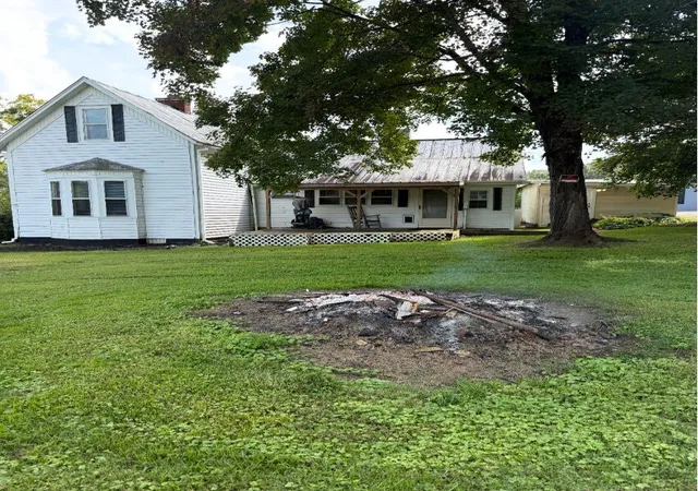 Photo 3 of Single family home for sale at 160 Fox Glen Rd, Chuckey, TN 37641 | MLS# 1541591 | Listing updated on 2026-09-29
