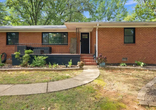Photo 1 of Single family home for sale at 4512 Paw Trl, Chattanooga, TN 37416 | MLS# 1541588 | Listing updated on 2026-09-04