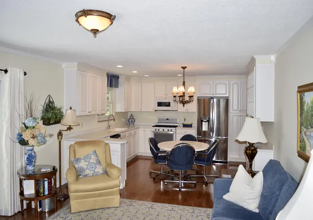 Photo 2 of Single family home for sale at 4306 Highwood Dr, Chattanooga, TN 37415 | MLS# 1541537 | Listing updated on 2026-09-15