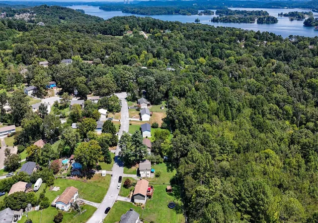 Photo 40 of Sale Pending at 6214 Canoe Ln, Chattanooga, TN 37416 | MLS# 1541475 | Listing updated on 2026-08-30