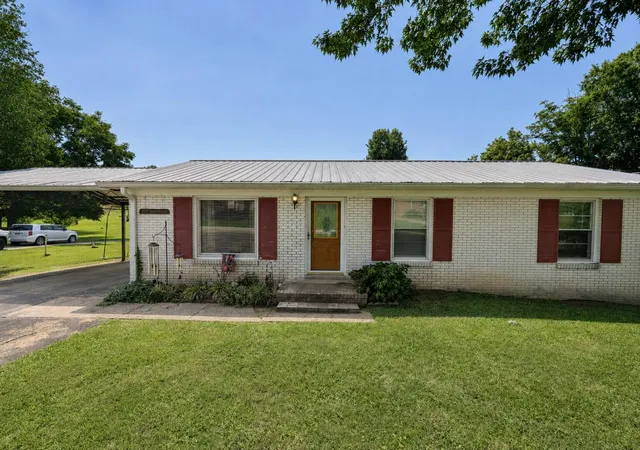 Photo 1 of Single family home for sale at 103 Greenbriar St, Woodbury, TN 37190 | MLS# 1541692 | Listing updated on 2026-08-28