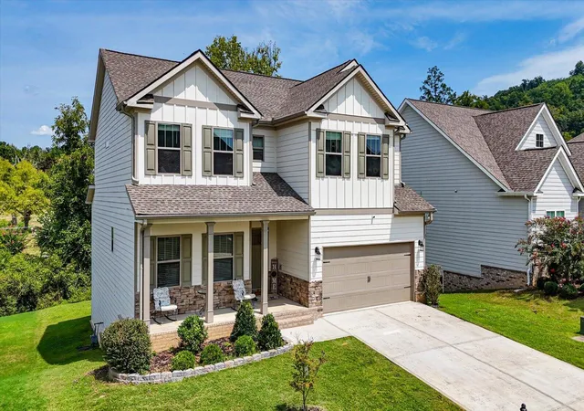 Photo 2 of Single family home for sale at 9876 Haven Port Ln, Ooltewah, TN 37363 | MLS# 1541636 | Listing updated on 2026-09-24